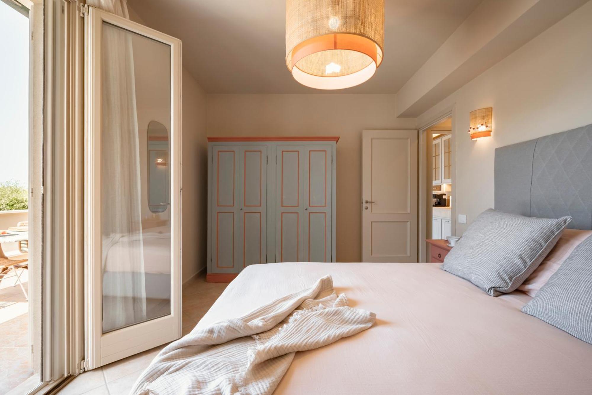 Zefiro Apartments Сан-Винченцо Экстерьер фото